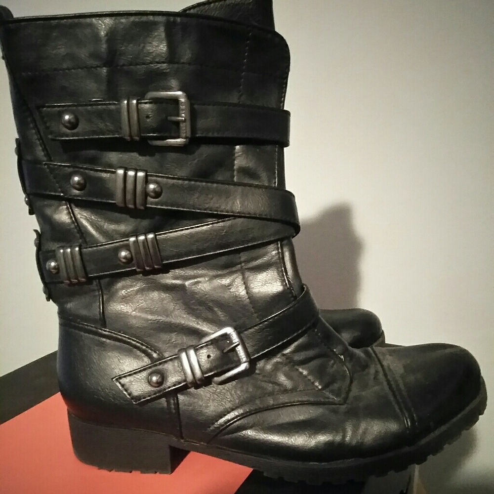 Guess Boots - "Boxer" - Women's 9